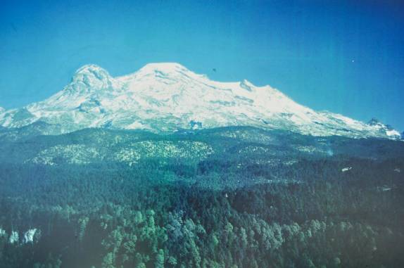 Izta, a mulher de branco deitada, vulcão próximo à Amecameca, na região central do México